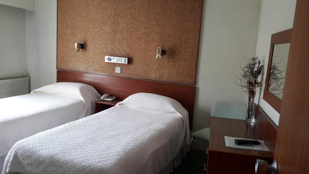Mornington Hotel Saint Helier ภายนอก รูปภาพ